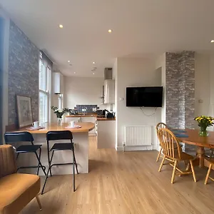 Diamond 2br Apartment-central-parking-walk To City & Train Station Cambridge (Cambridgeshire)